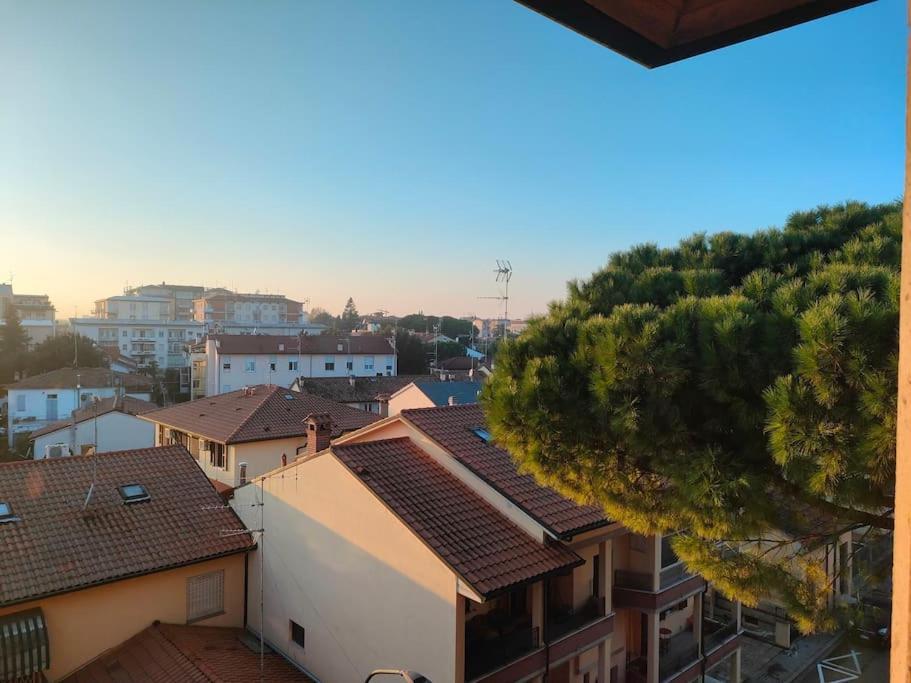 Attico A 2 Passi Dalla Stazione E Centro Storico Rávena Exterior foto